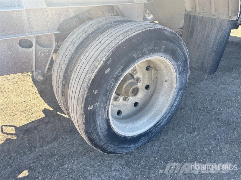 Beall Pneumatic Bulk Trailer Otros remolques