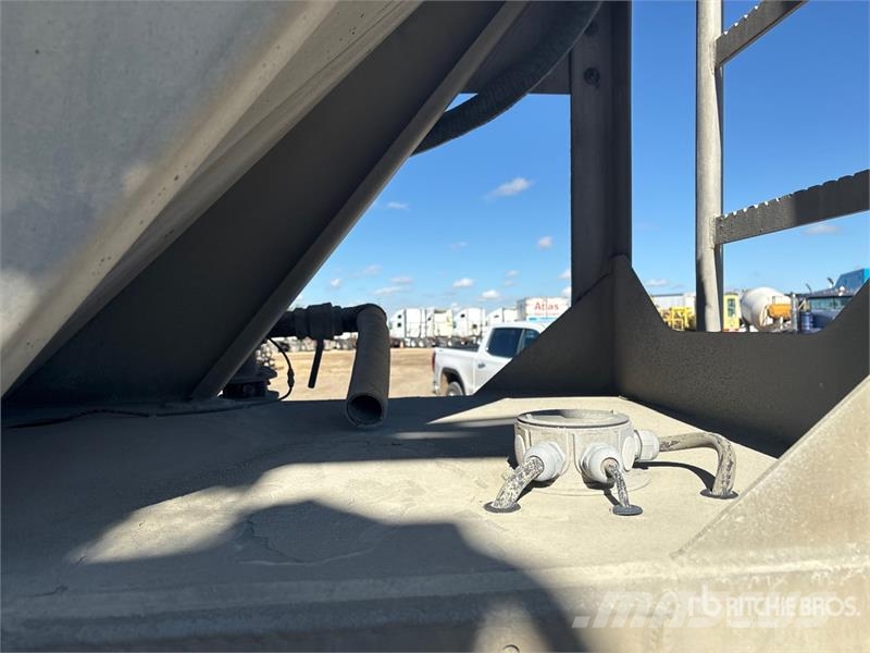 Beall Pneumatic Bulk Trailer Otros remolques