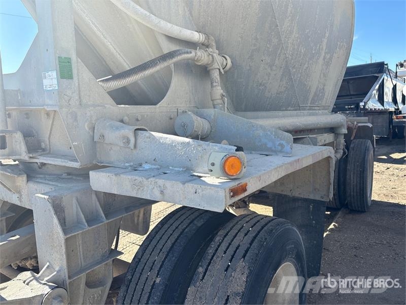 Beall Pneumatic Bulk Trailer Otros remolques
