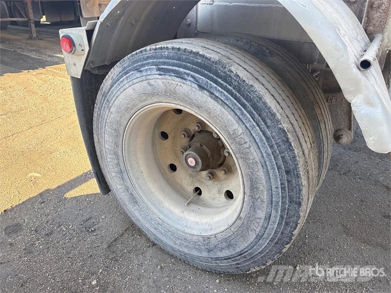 Beall Pneumatic Bulk Trailer Otros remolques