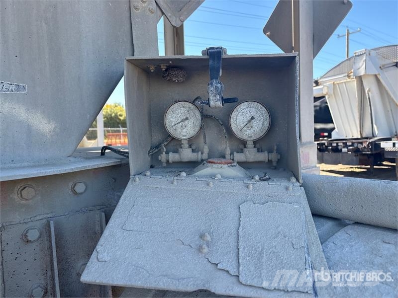 Beall Pneumatic Bulk Trailer Otros remolques
