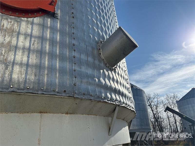 Behlen +/- 2700 bu 2 Ring Hopper Grain Bin Stockage, conditionnement - Autres