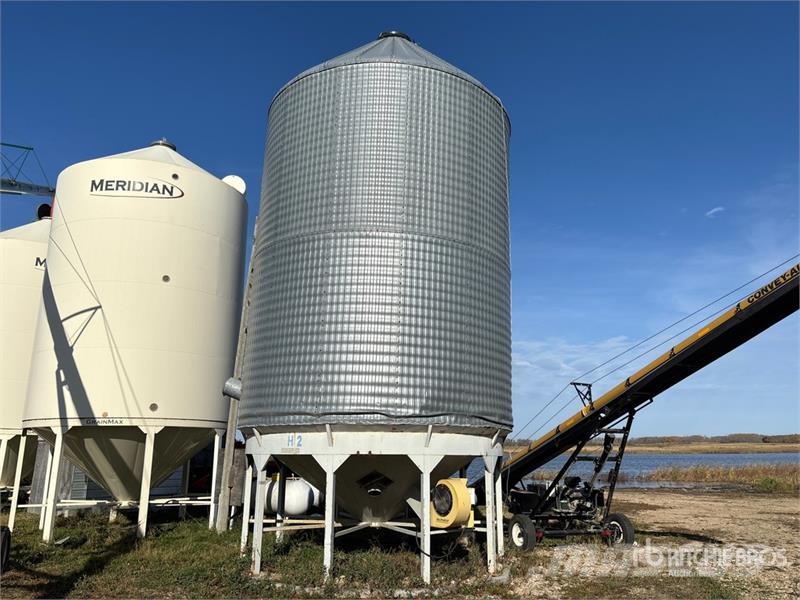 Behlen +/- 2700 bu 2 Ring Hopper Grain Bin Stockage, conditionnement - Autres