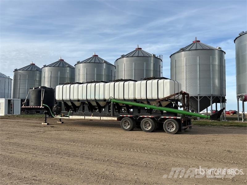 Behnke Enterprises 50 ft Tri/A Tender Trailer مقطورات للأغراض العامة