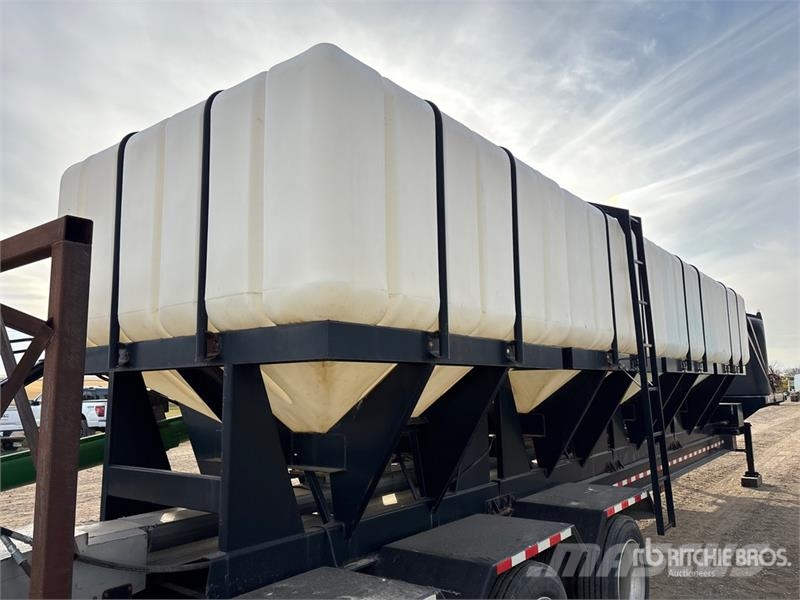 Behnke Enterprises 50 ft Tri/A Tender Trailer مقطورات للأغراض العامة