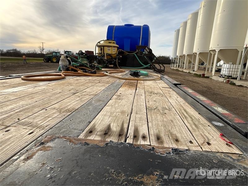 Behnke Enterprises 51 ft Tri/A Sprayer Tender Trailer Farm machinery