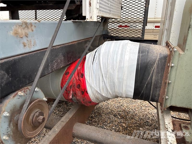  Bench Industries 354722A 72 in Tri/A 5th Wheel Gra معدات تنظيف الحبوب