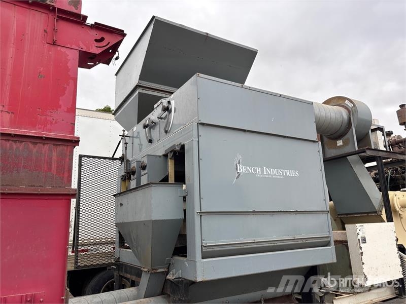  Bench Industries 354722A 72 in Tri/A 5th Wheel Gra معدات تنظيف الحبوب