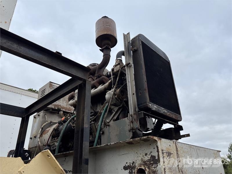  Bench Industries 354722A 72 in Tri/A 5th Wheel Gra معدات تنظيف الحبوب