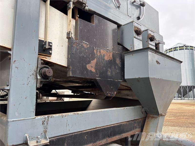  Bench Industries 354722A 72 in Tri/A 5th Wheel Gra معدات تنظيف الحبوب