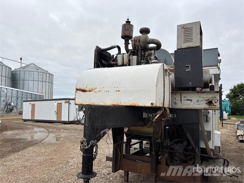  Bench Industries 354722A 72 in Tri/A 5th Wheel Gra معدات تنظيف الحبوب