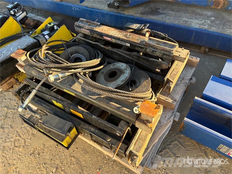  BendPak HDS-27 4 Post 27000 lb Vehicle Lift Outros Florestal