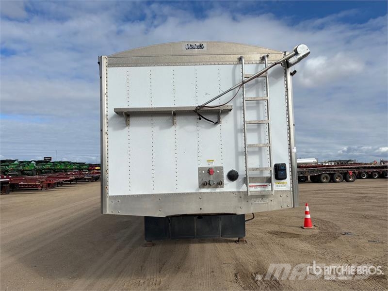 Berg 46 ft Tri/A Belly Grain Trailer Prikolice za zrno