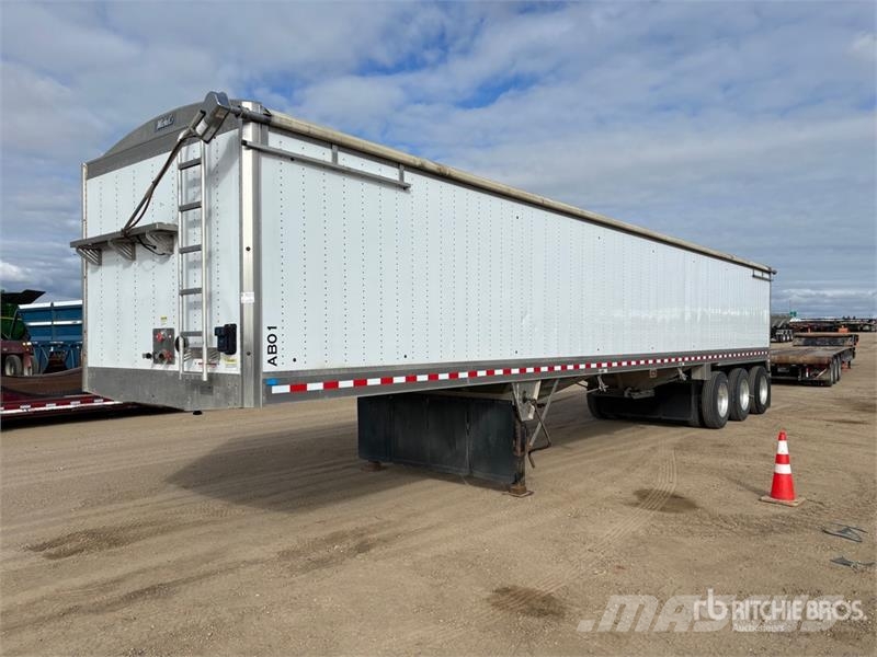 Berg 46 ft Tri/A Belly Grain Trailer Prikolice za zrno