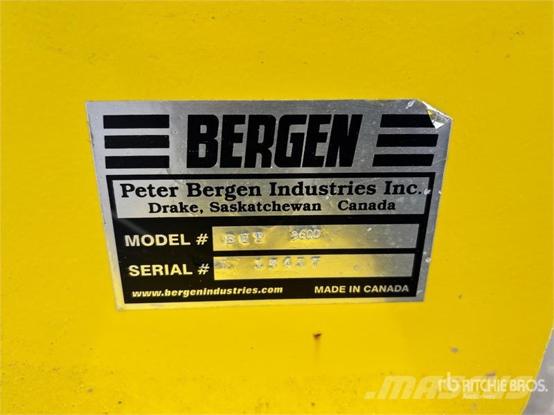 Bergen 3600-HT 36 ft Header Transport Trailer Autre remorque agricole
