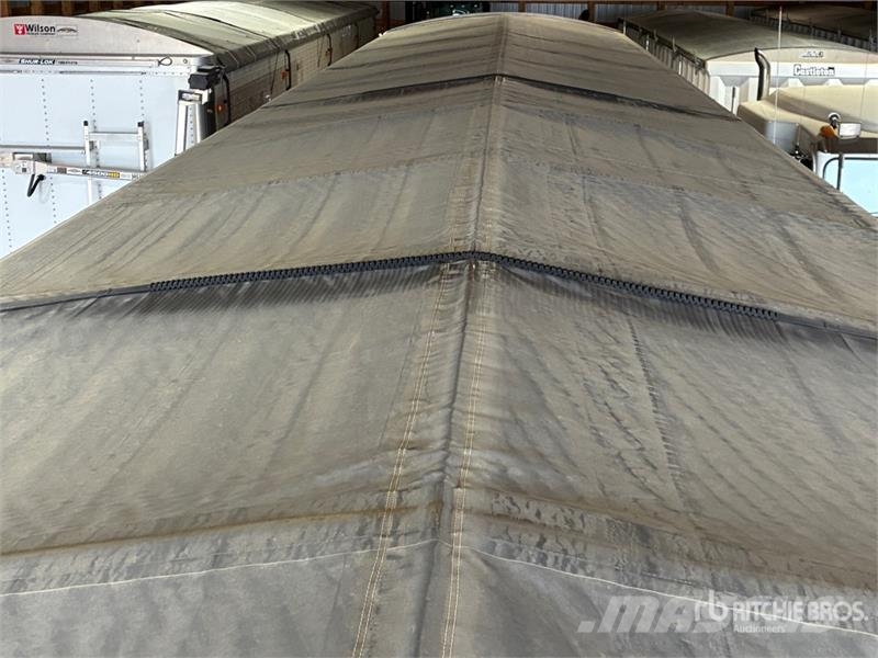 Bergs 45 ft Tri/A Grain Trailer Reboques de grãos e silagem