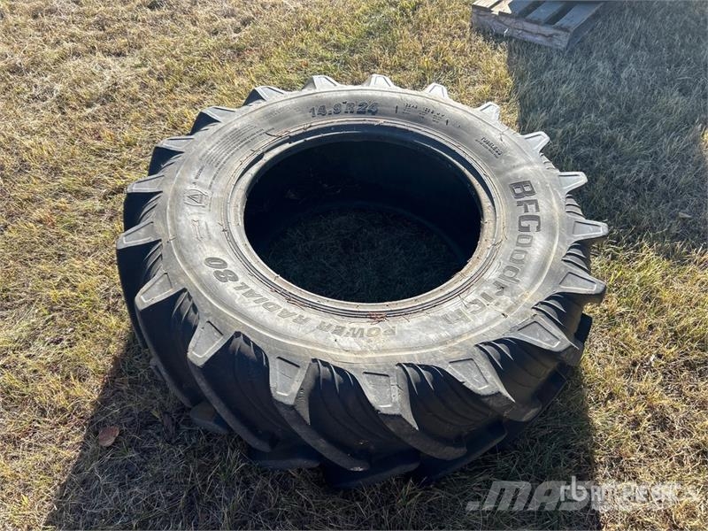  BFGoodrich 14.9R24 Tires Gume, točkovi i felne