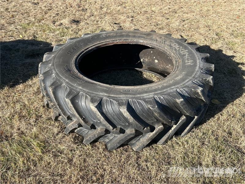  BFGoodrich 18.4R38 Tires Gume, točkovi i felne