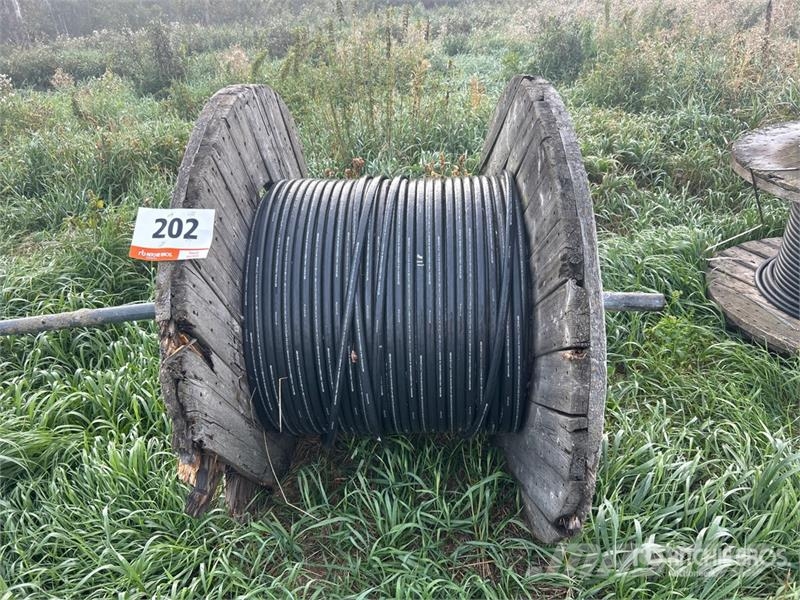 BICC Roll of 600 v Electric Cable Drugi deli