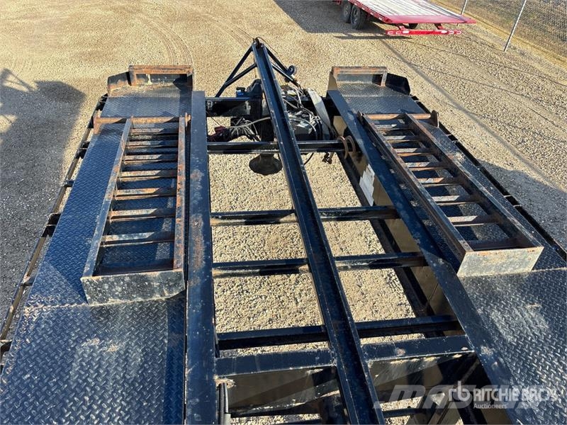 Big Tex 20AC-51 Tri/A Car Carrier Trailer Vehicle transport semi-trailers