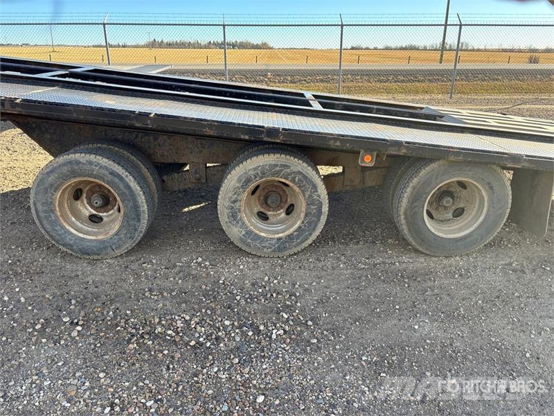 Big Tex 20AC-51 Tri/A Car Carrier Trailer Vehicle transport semi-trailers