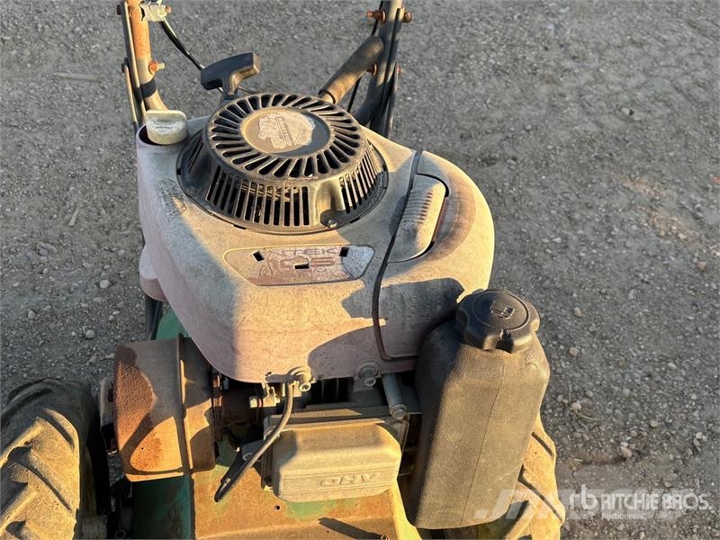 Billy Goat BC2401IC 26 in Gasoline Brush Cutter جزازات وأغطية المراعي