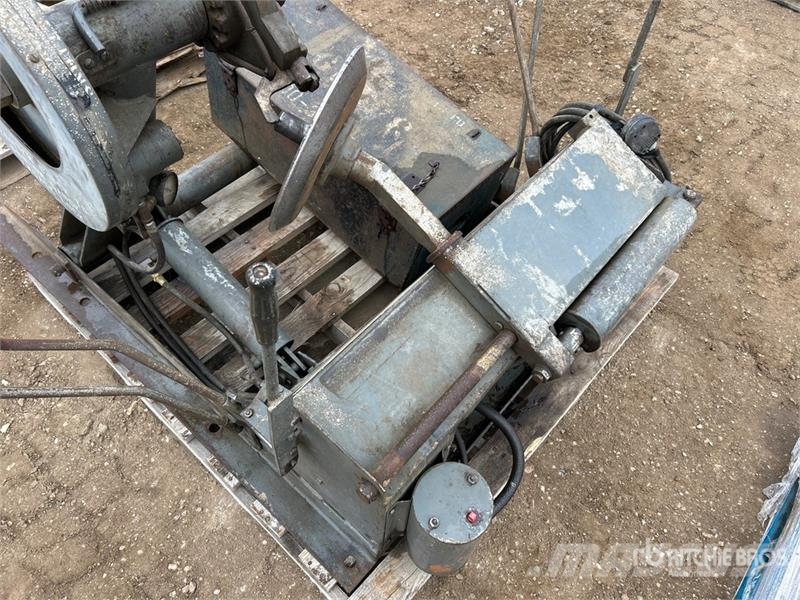  Bishman 931 Hydraulic Tire Changer Építőipar - Egyebek