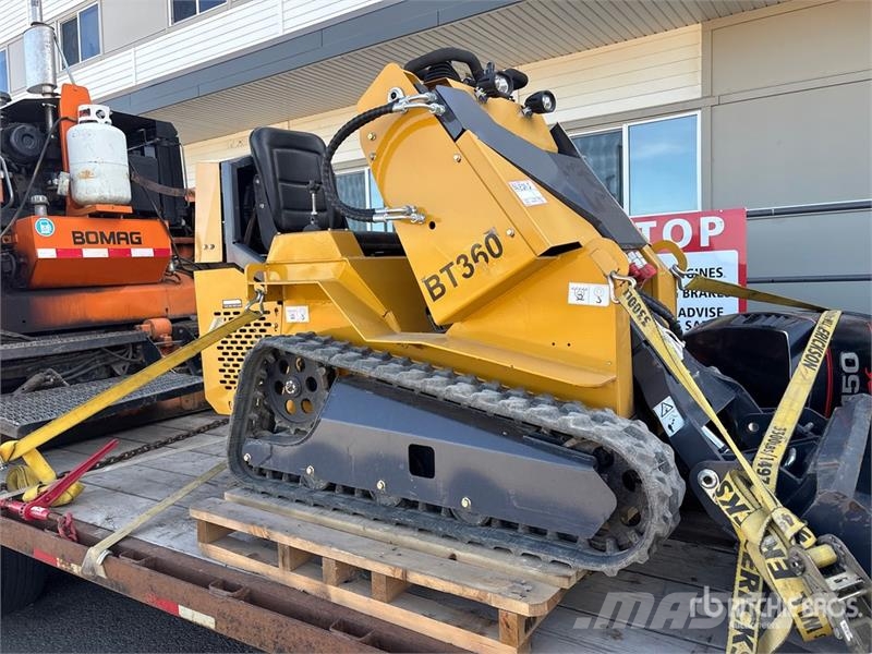 Bison Tek BT360 Mini Compact Track Loader Schrankladers