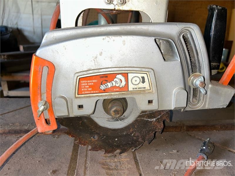 Black & Decker Radial Arm Drill Kiti naudoti statybos komponentai