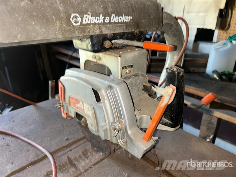 Black & Decker Radial Arm Drill Kiti naudoti statybos komponentai