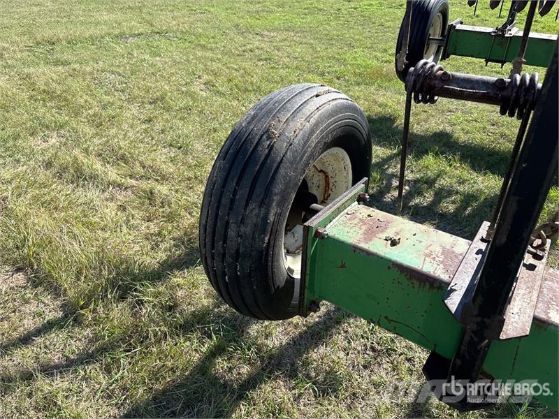 Blanchard Hydra-Lift 60 ft Harrow Packer Eggen