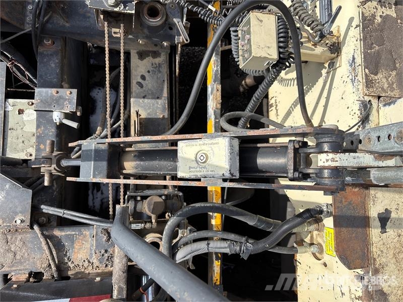 Blaw-Knox PF5510 Track Asphalt Paver Rozściełacze do asfaltu