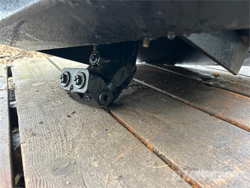  Blower Fan - Fits Bourgault L7800 Air Cart مكونات أخرى