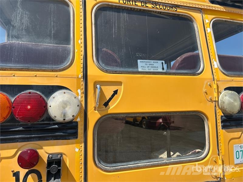 Blue Bird 4x2 72-Seat School Bus 迷你巴士