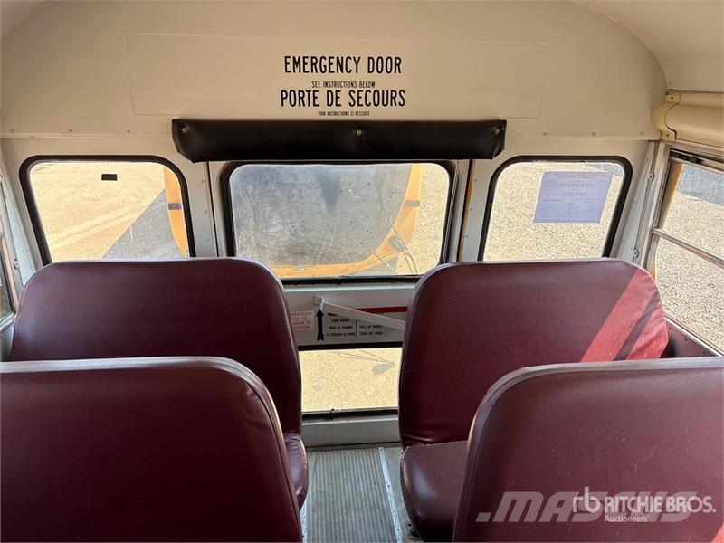 Blue Bird 4x2 72-Seat School Bus Minibuses