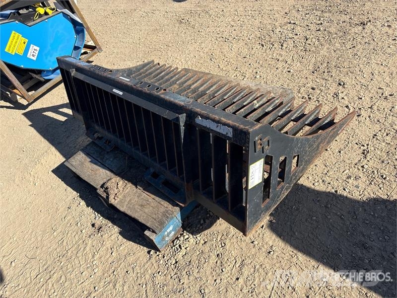 Blue Diamond 72 in Skeleton Skid Steer Bucket Cucharones