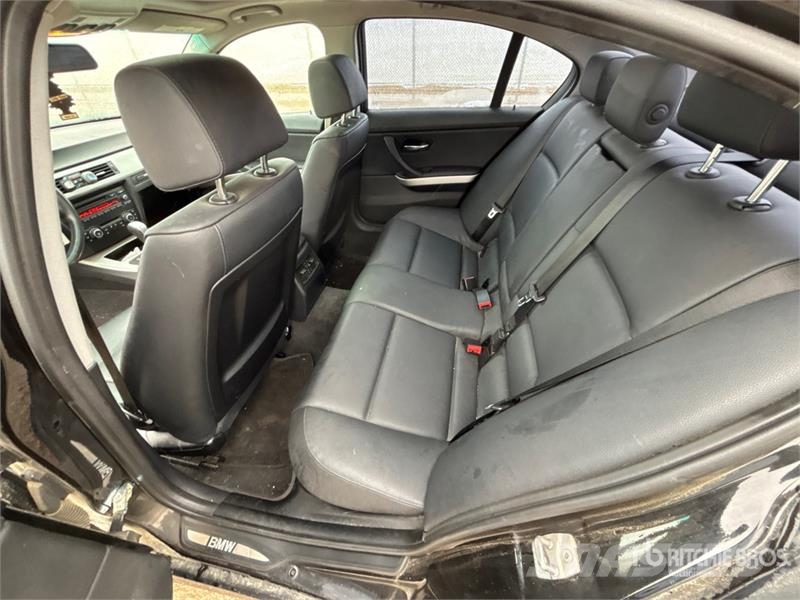 BMW 323i Automobile 自動車