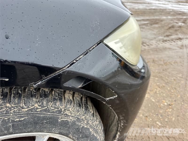 BMW 323i Automobile 自動車
