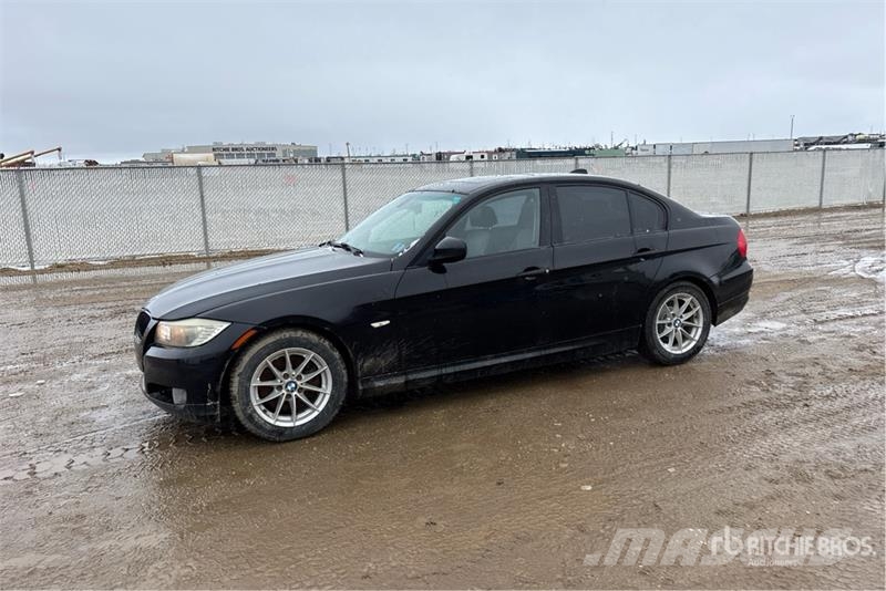 BMW 323i Automobile 自動車
