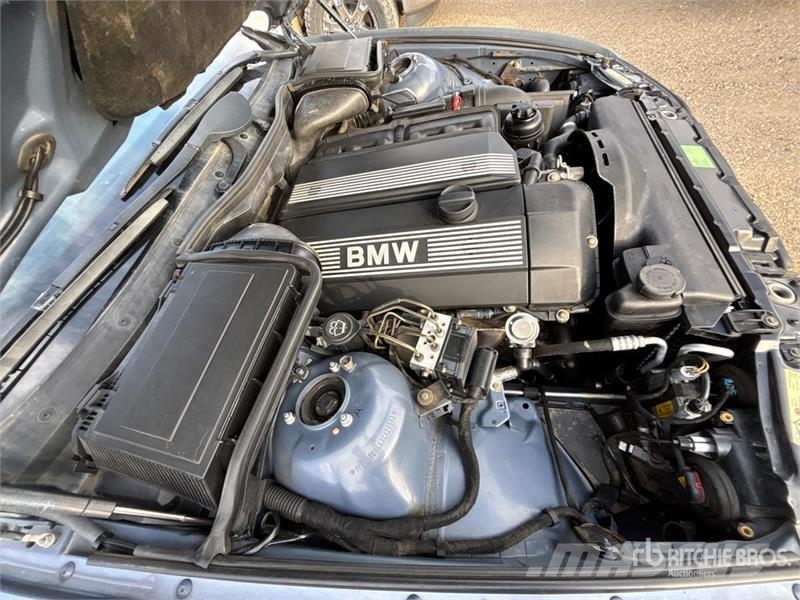 BMW 530i Automobile Coches