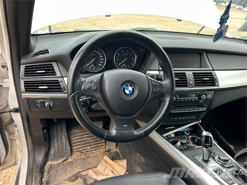 BMW X5 Automobili