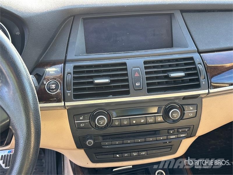 BMW X5 Biler