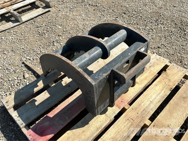 Bobcat 20 in Q/C Root/Brush Excavator Rake - Fits Bobcat Rendkészítő