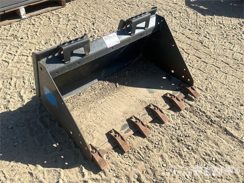 Bobcat 36 in General Purpose Skid Steer Bucket دلاء