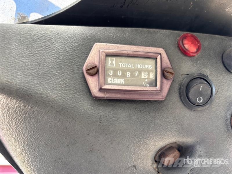 Bobcat 530 Skid Steer Loader Мини-погрузчики