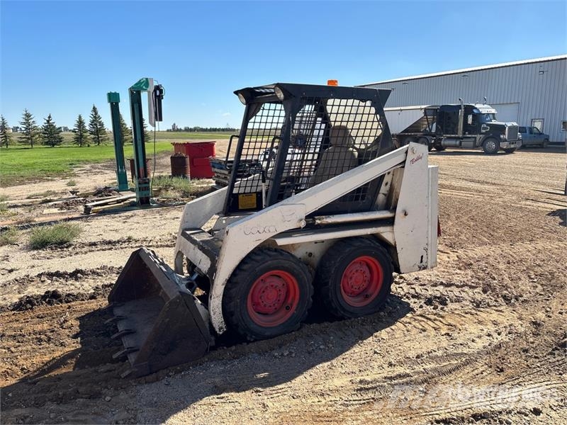 Bobcat 530 Skid Steer Loader Мини-погрузчики