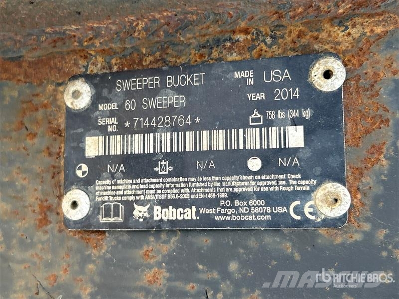 Bobcat 60 in Skid Steer Sweeper Cepillos