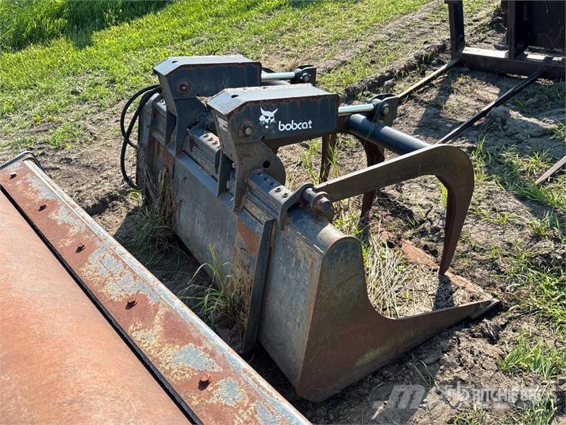 Bobcat 66 in Skid Steer Grapple Грейфери