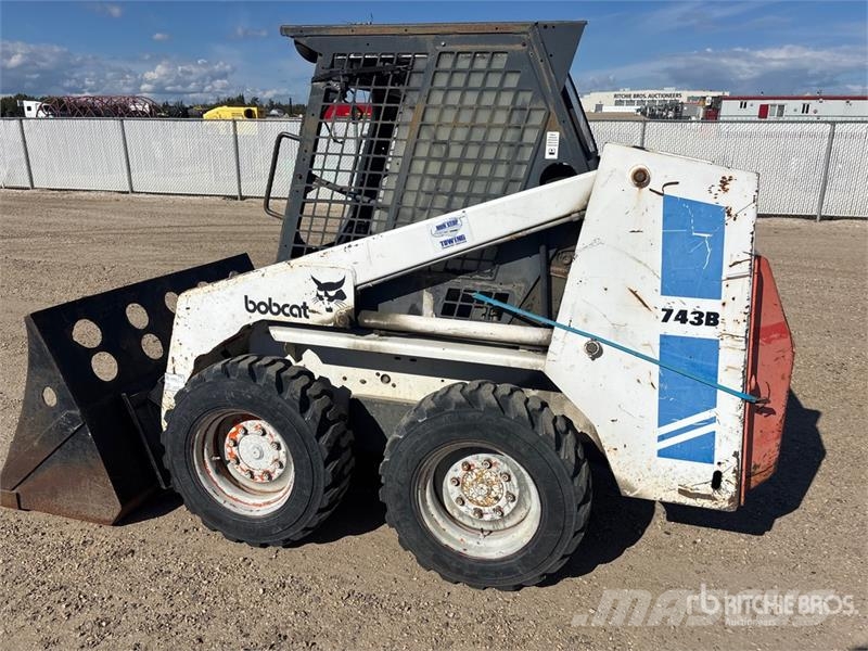 Bobcat 743B Kompaktlader