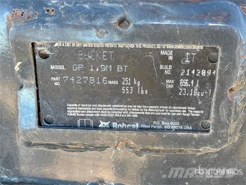 Bobcat 75 in General Purpose Skid Steer Bucket Kovalar